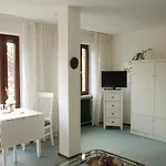 Haus Ambi شقة